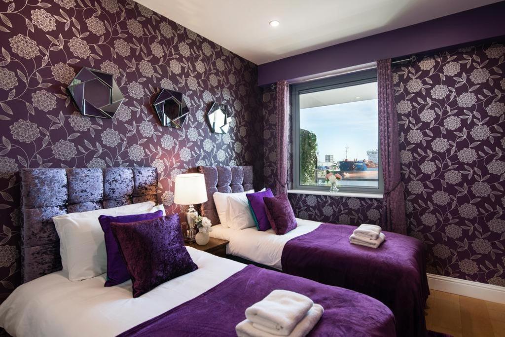 Sea View Luxury City Centre - Best Location 戈尔韦 外观 照片